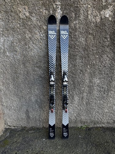 Black crows skis with bindings - crows,